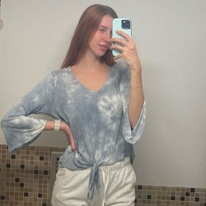 Blue Tie-Dye mid bell Sleeve Top